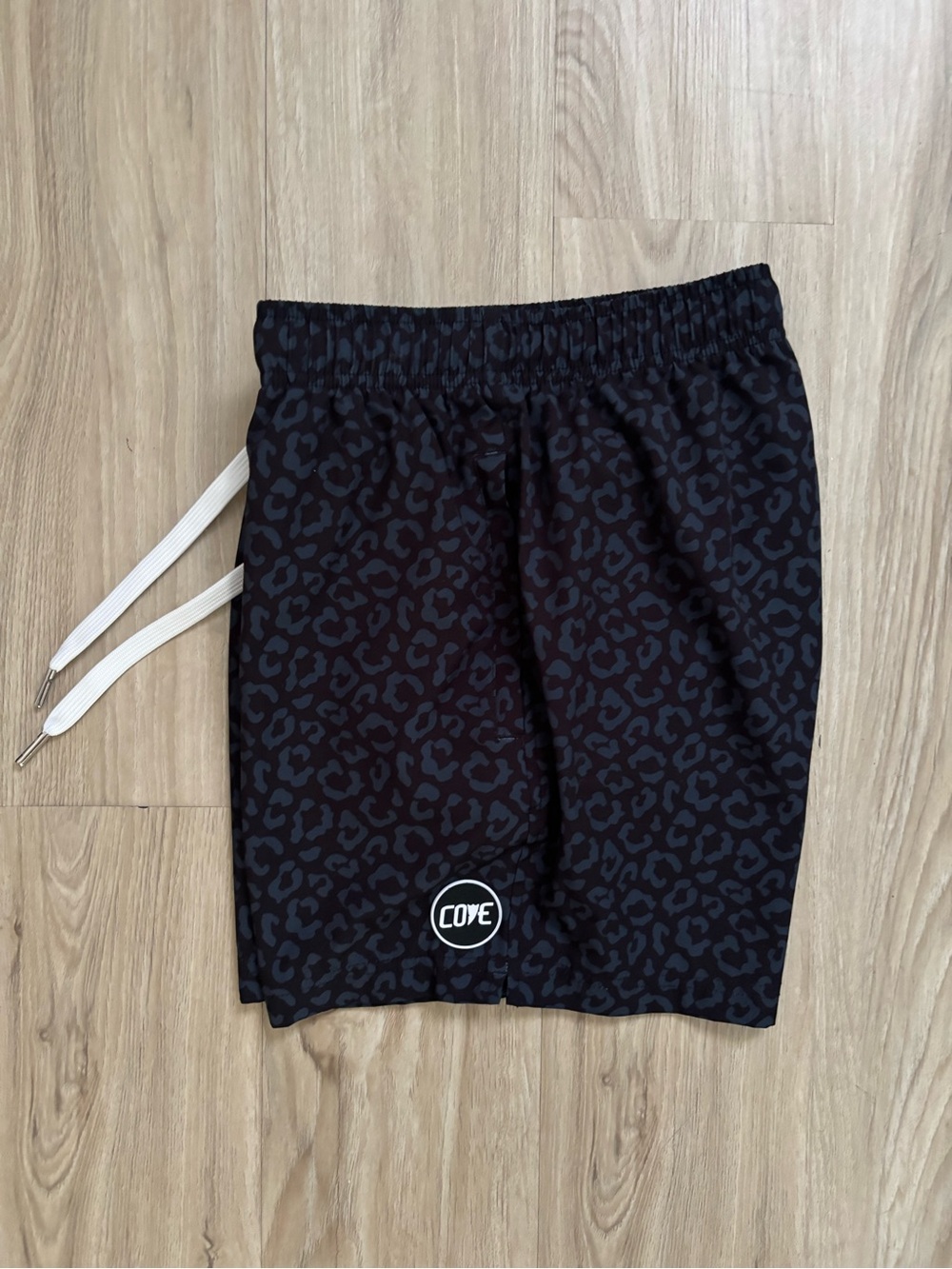 Cove Black & Dark Gray Leopard Drawstring Shorts
